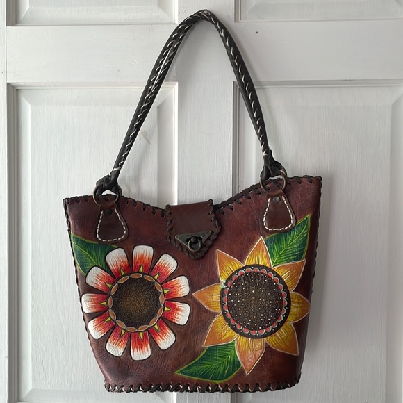 Handmade Flower Bag - Picture 2 of 9